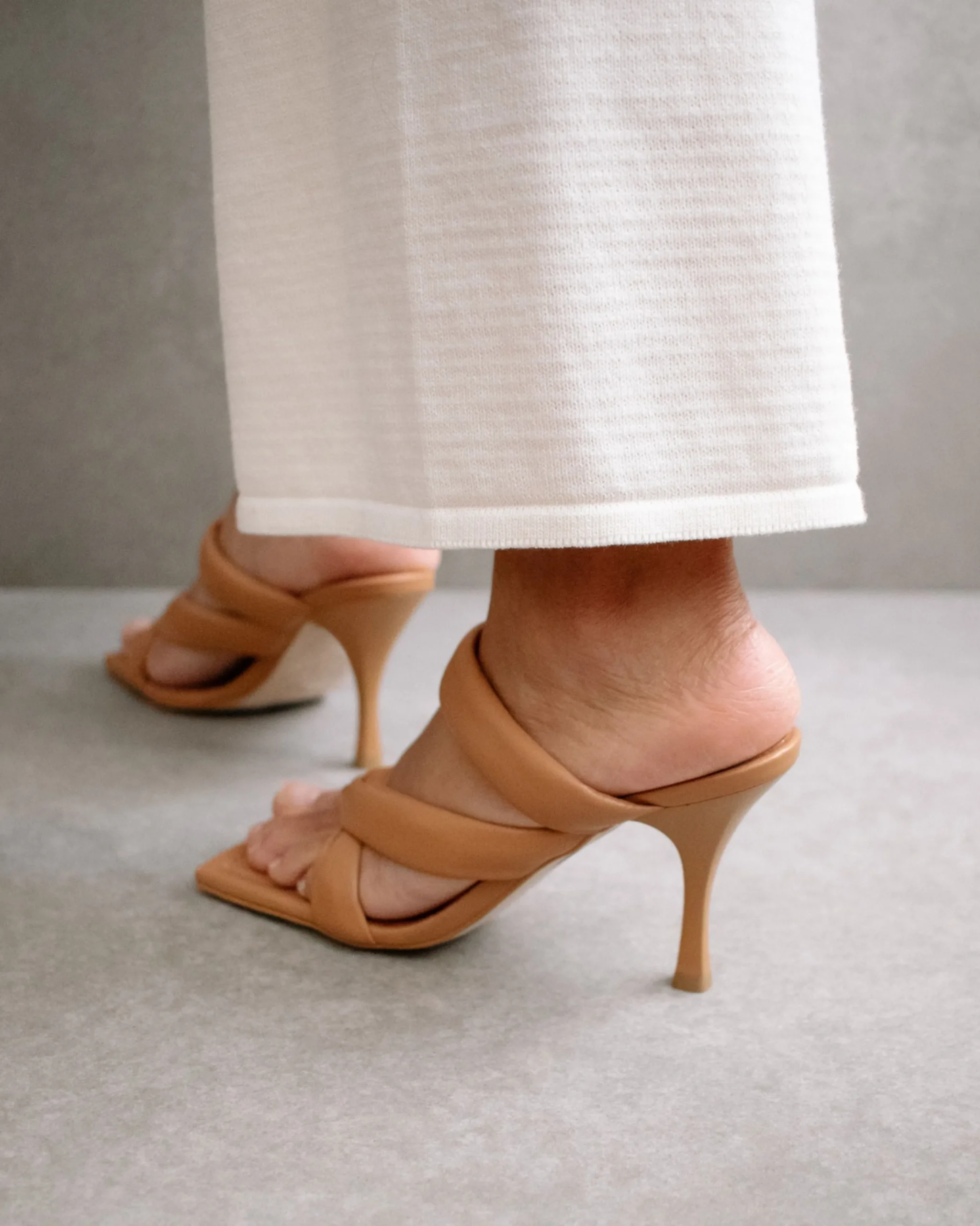Amaretto - Sandalias De Piel Marrones