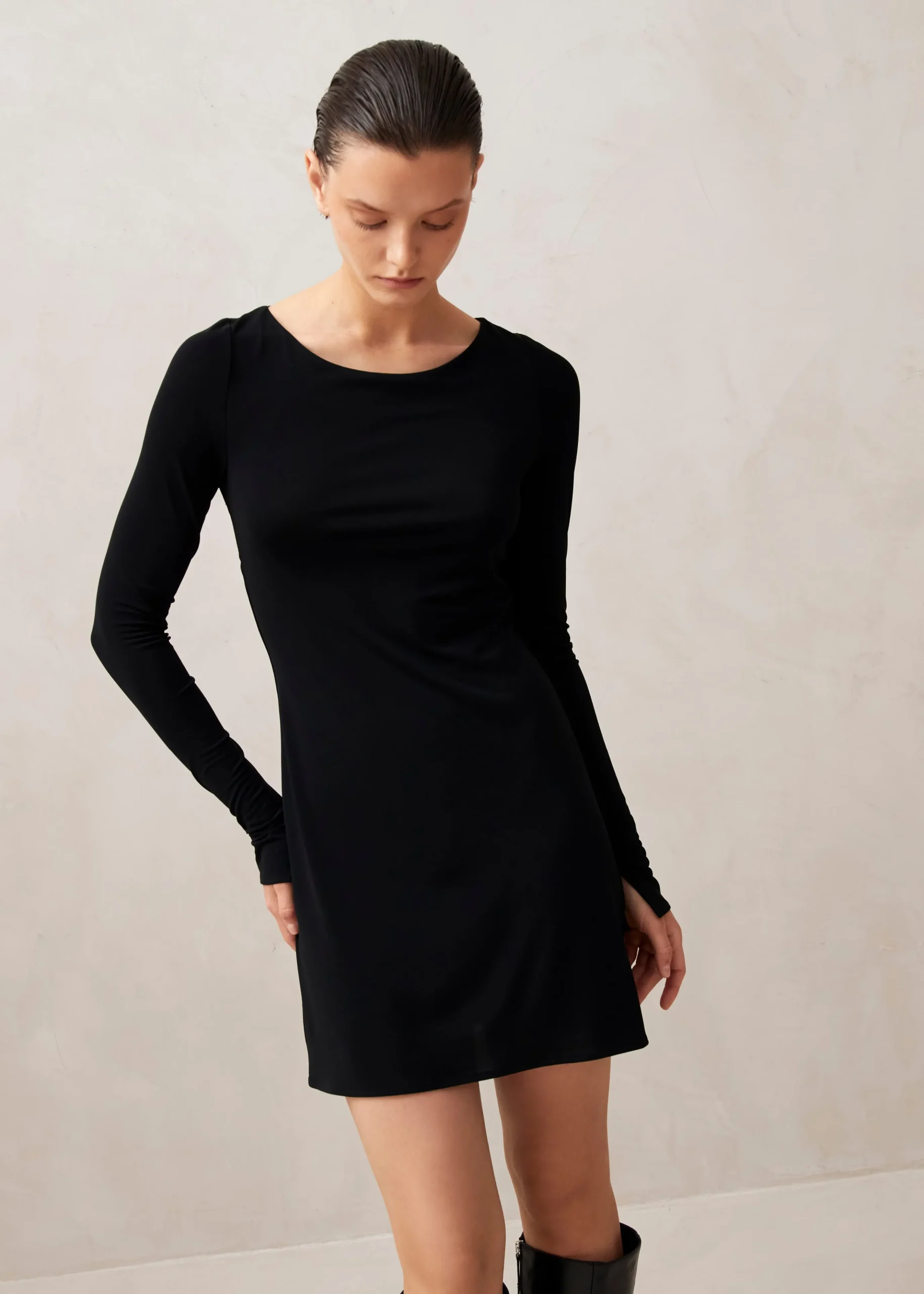 Astra - Vestido Negro