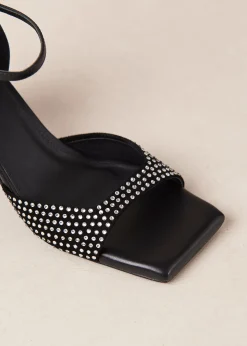 Beijos - Tacones De Charol Negros Con Correa Al Tobillo