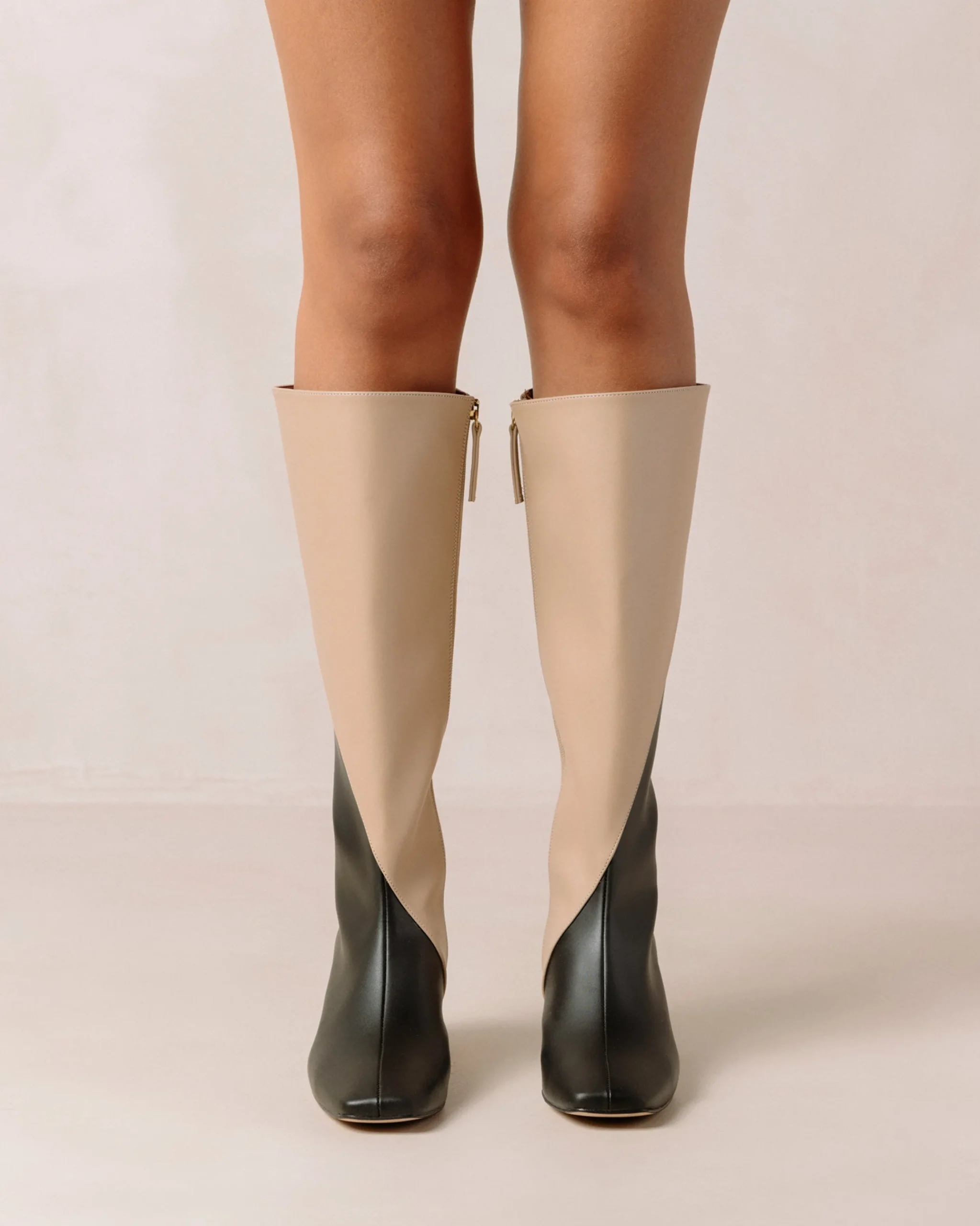 Chalk - Botas Negras Y Beige De Piel Vegana