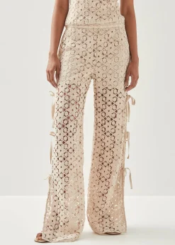Dibun Pantalones De Encaje Color Crema
