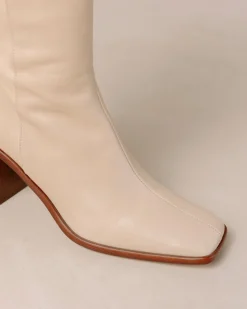 East - Botas Altas Blancas De Piel