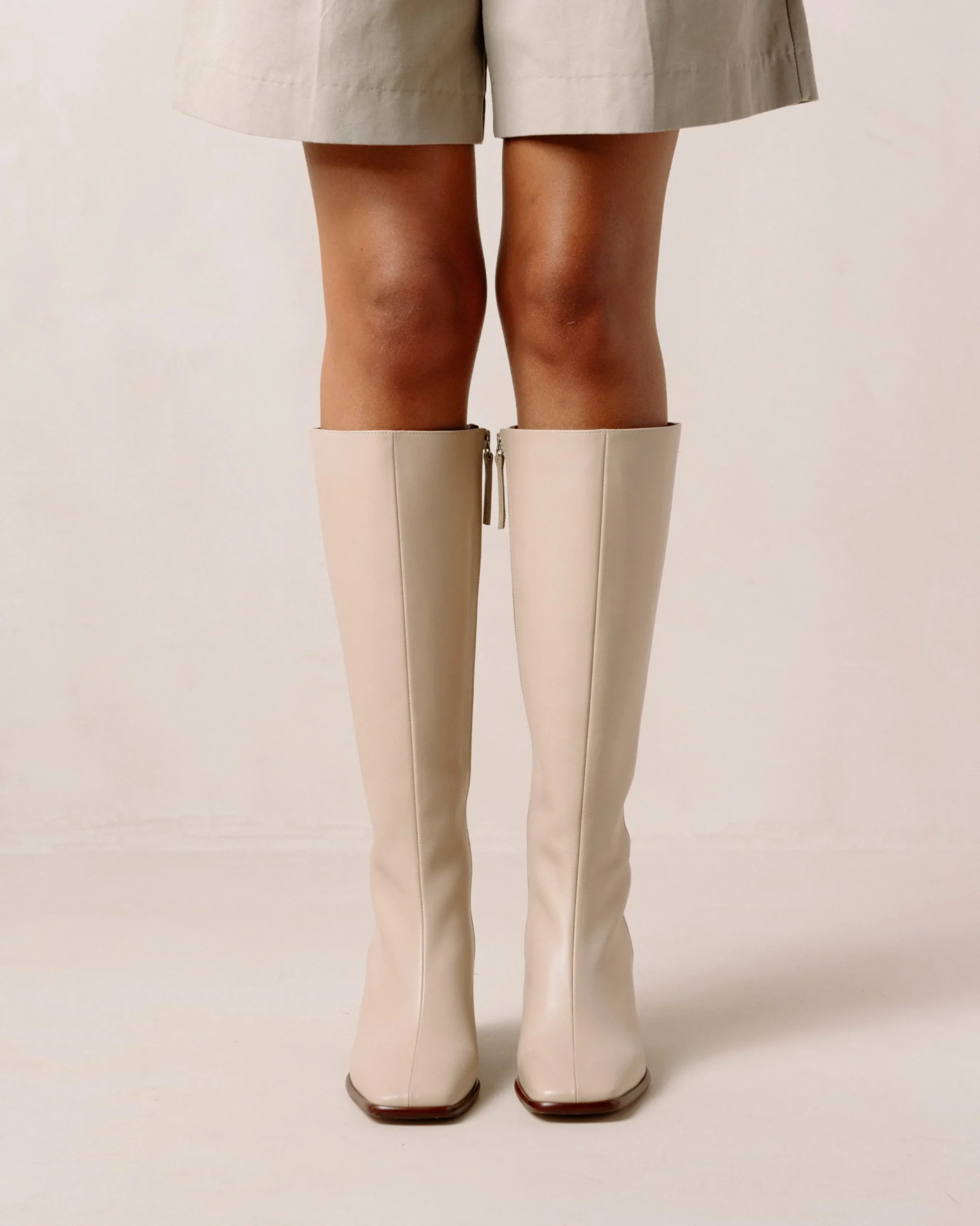 East - Botas Beige De Piel
