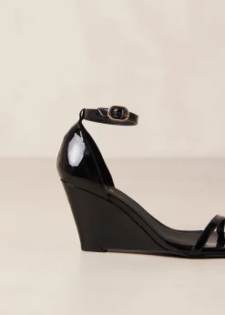 Gata - Sandalias De Charol Negro Con Cuña