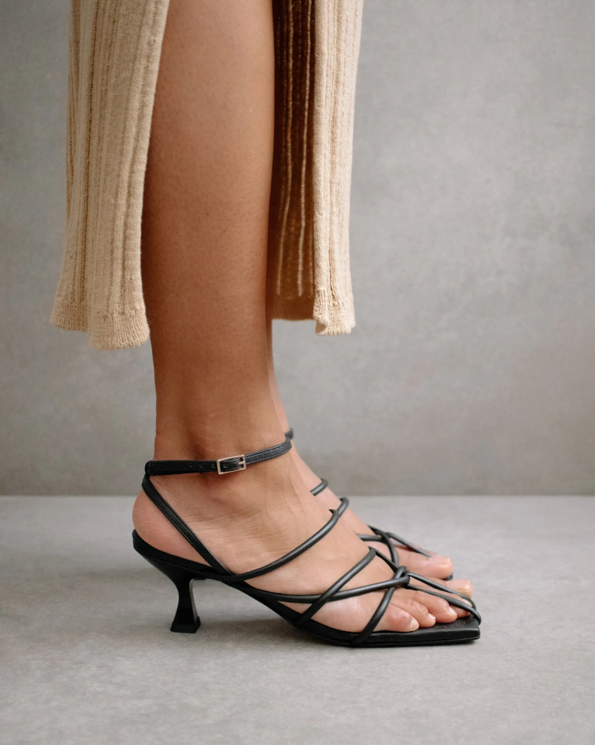 Ginza - Sandalias De Piel Negras