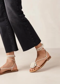 Jakara Sandalias De Cuero Negro