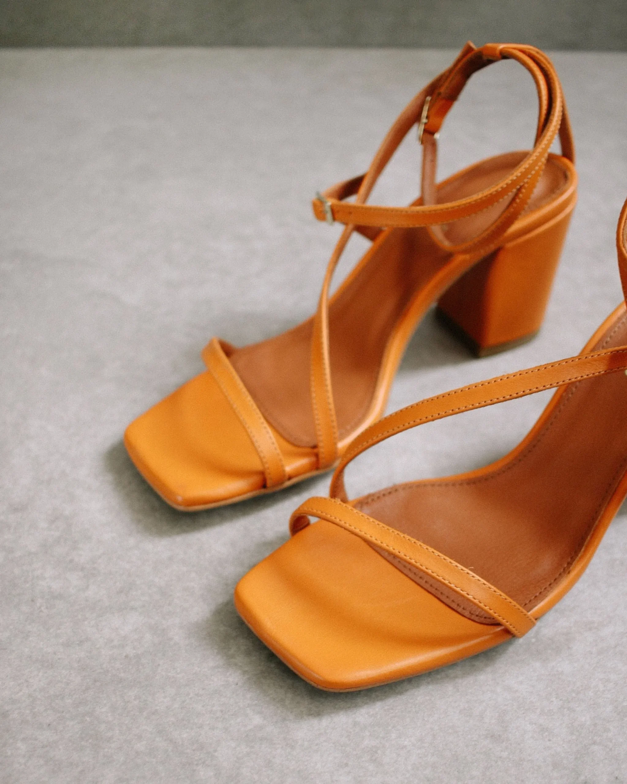 Manhattan - Sandalias De Piel Blanca