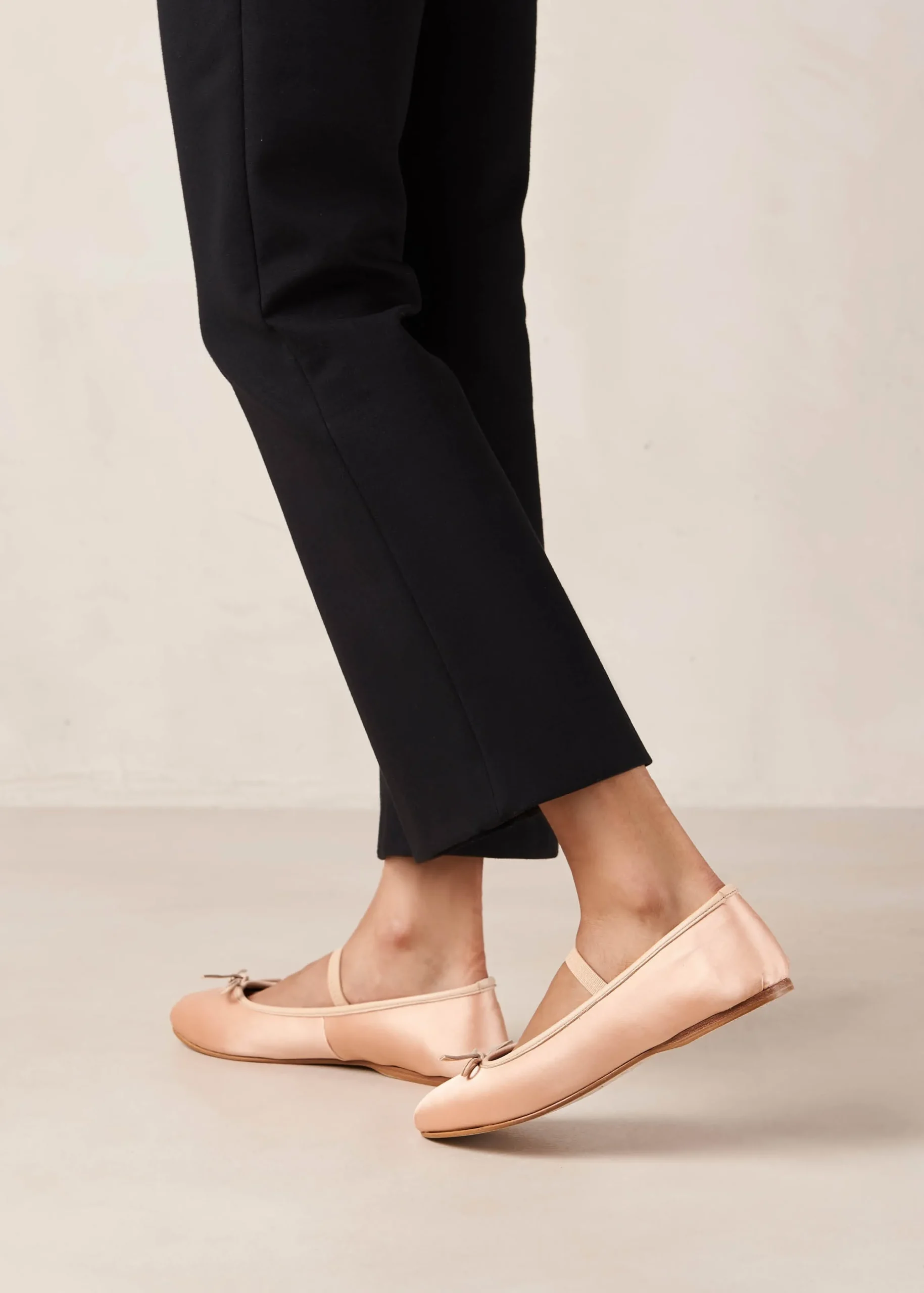 Por Do Sol - Red Leather Ballet Pumps