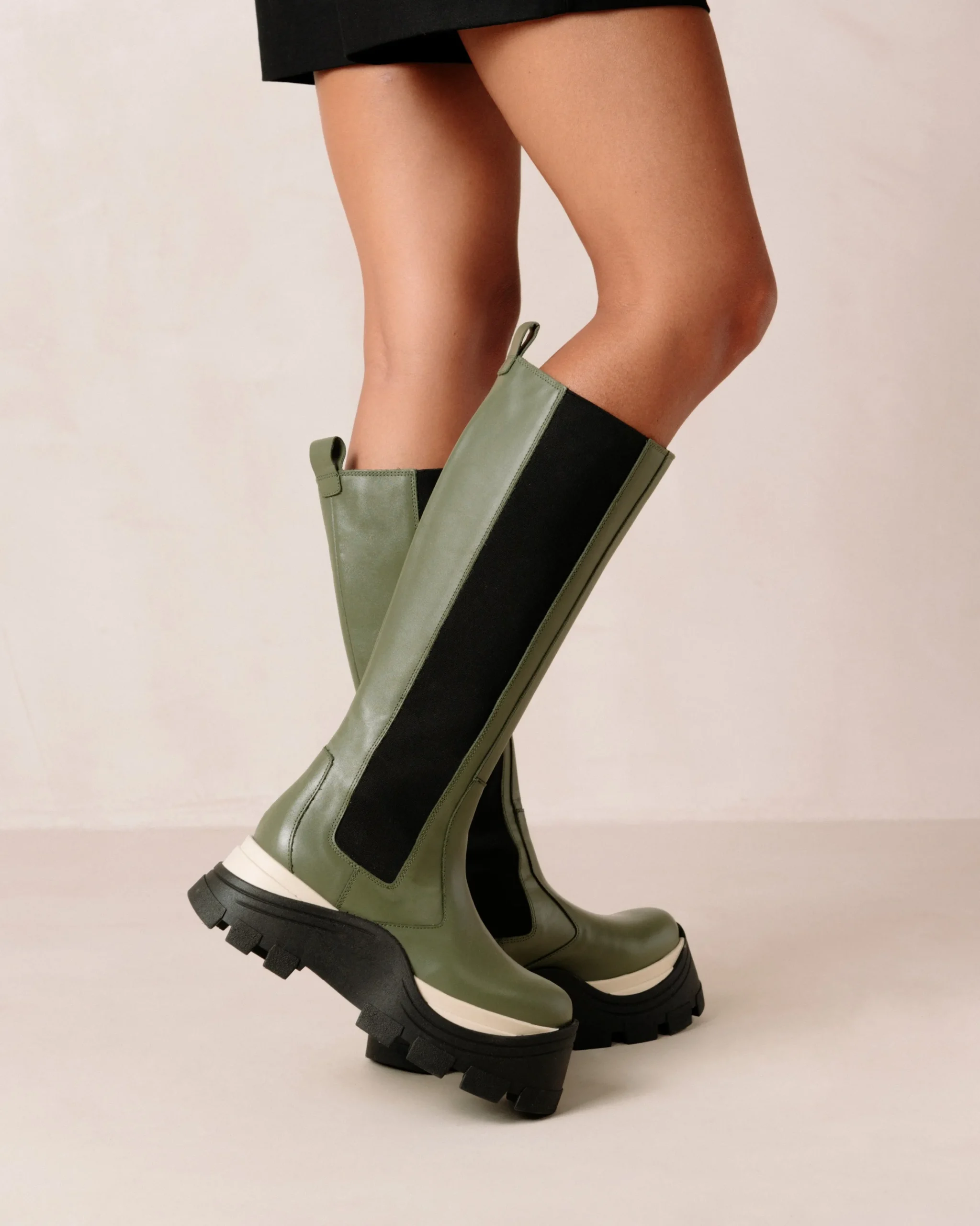 Roxie Chess - Botas Verdes De Piel