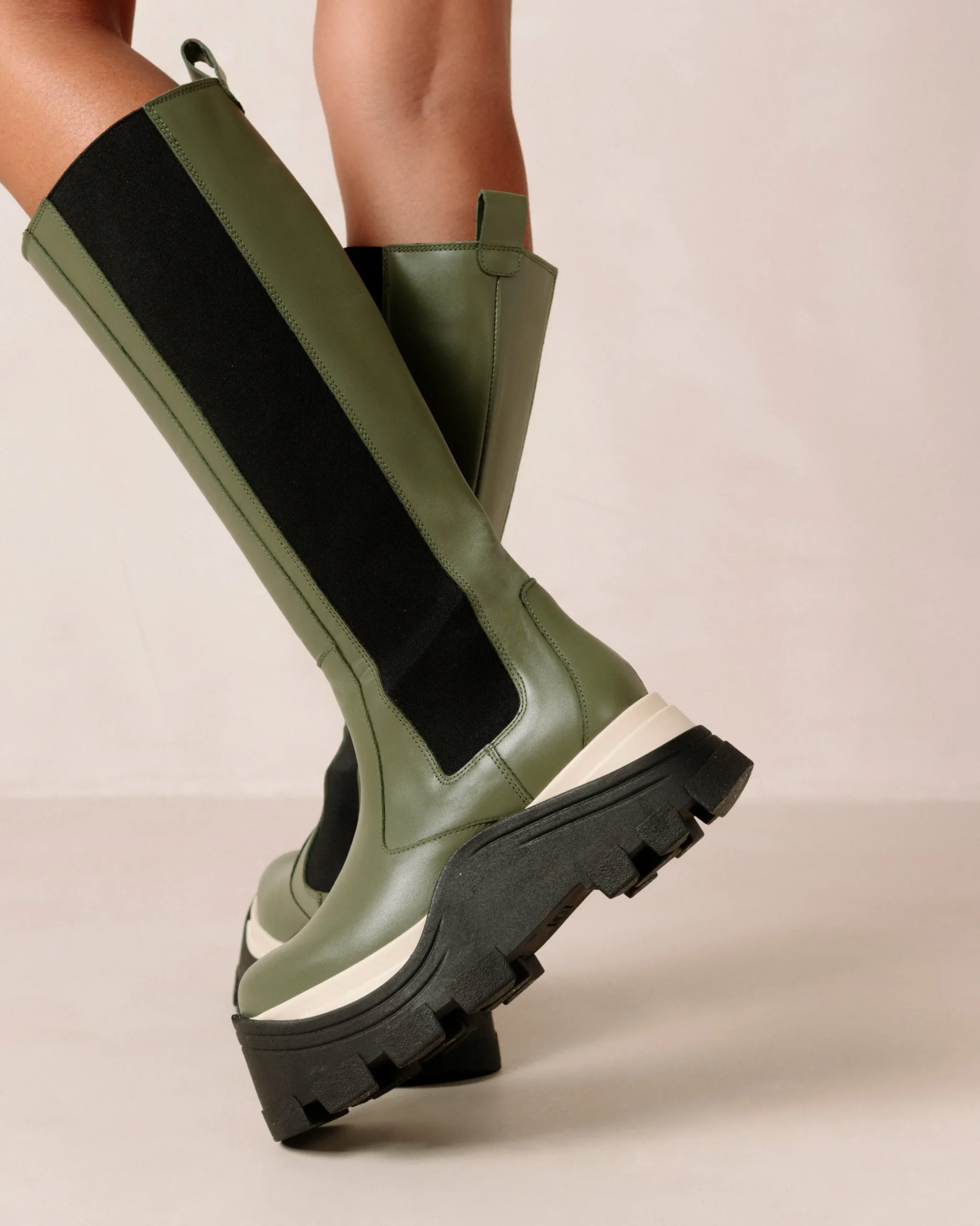 Roxie Chess - Botas Verdes De Piel