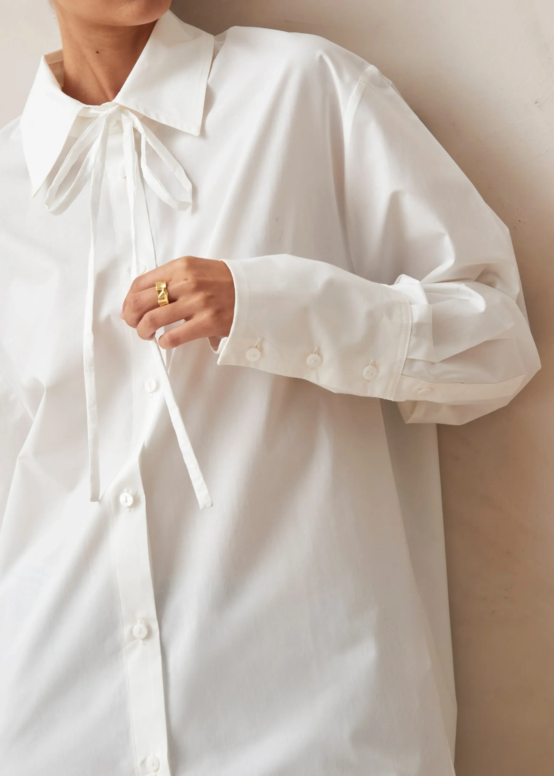 Sempe - Camisa Blanca De Algodón Con Lazo Al Cuello