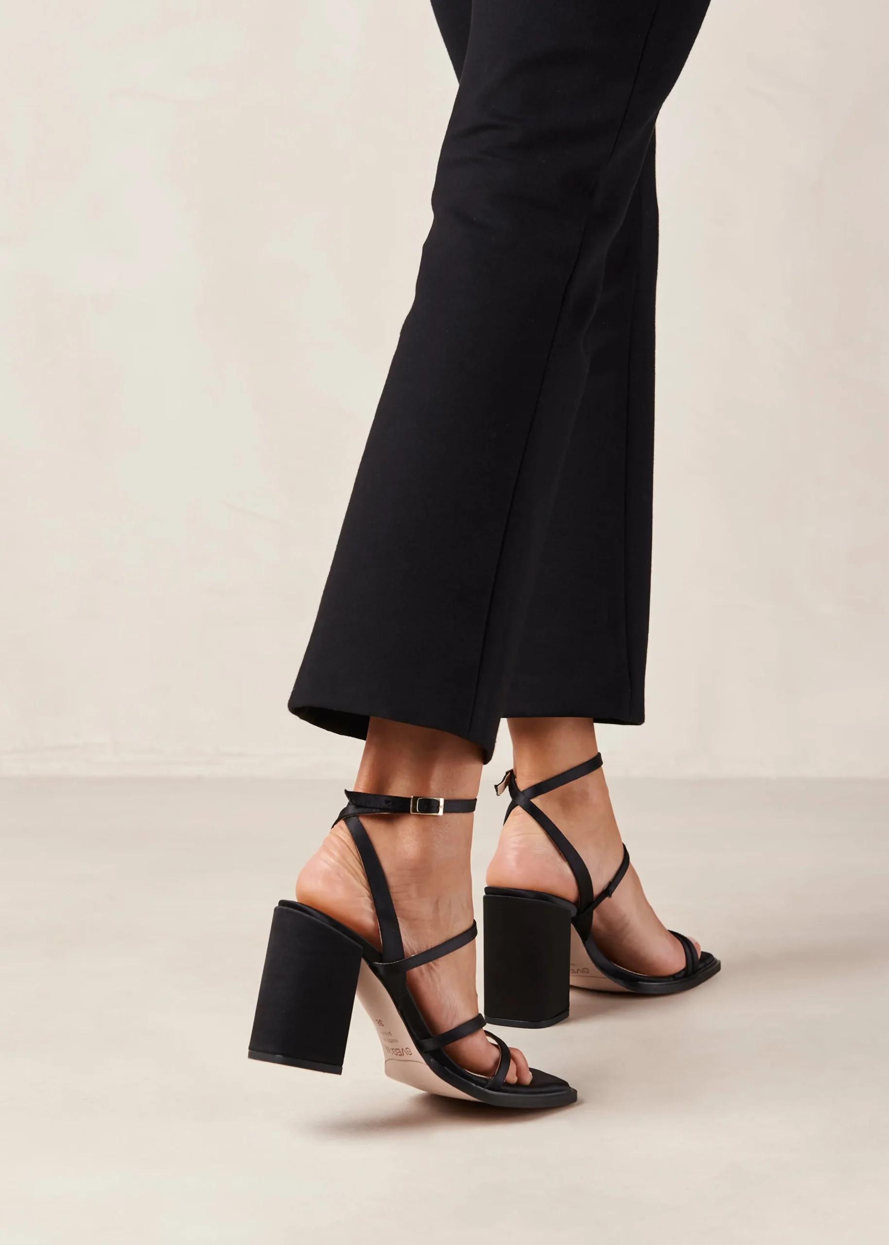 Sophie - Sandalias Beige De Ante