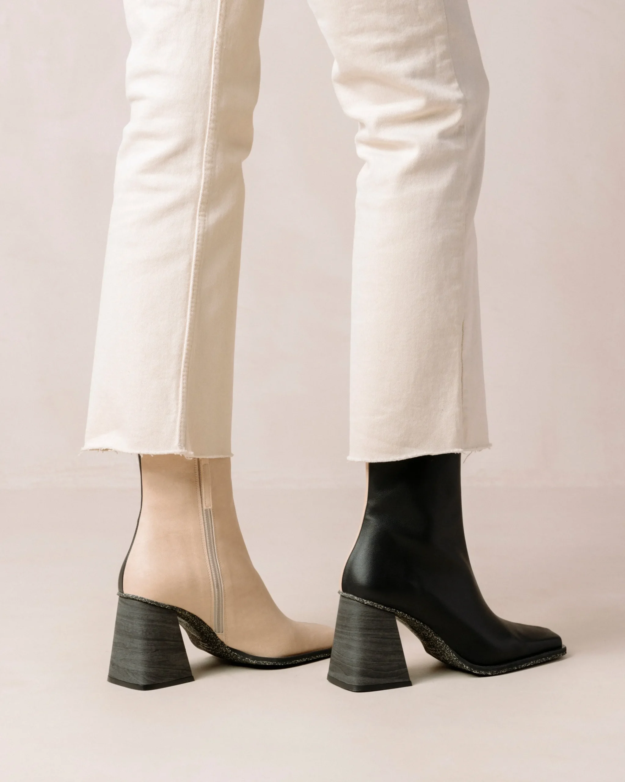 South Corn - Botas De Piel Vegana Negras Y Beige
