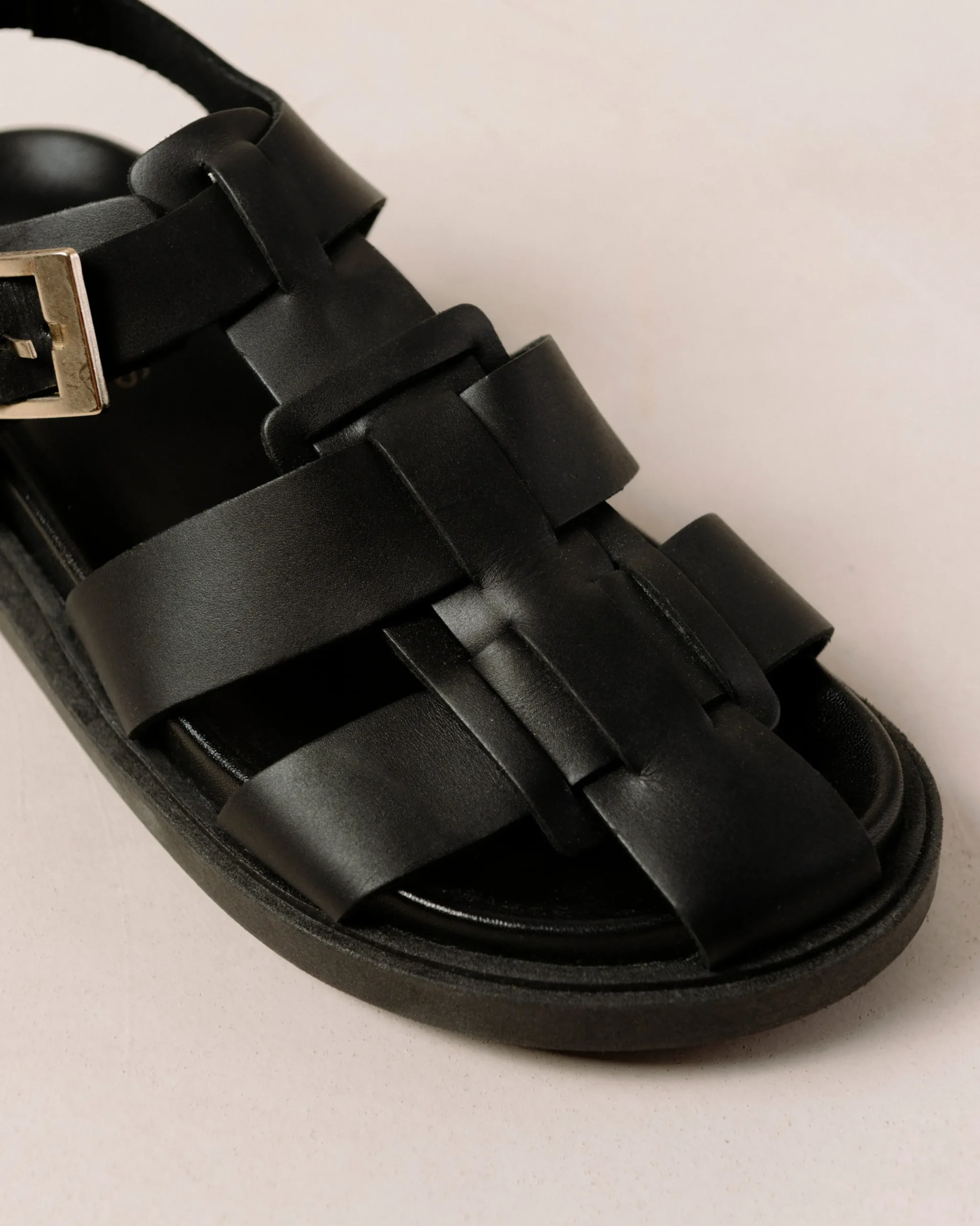 Straps Chain - Sandalias Negras De Piel