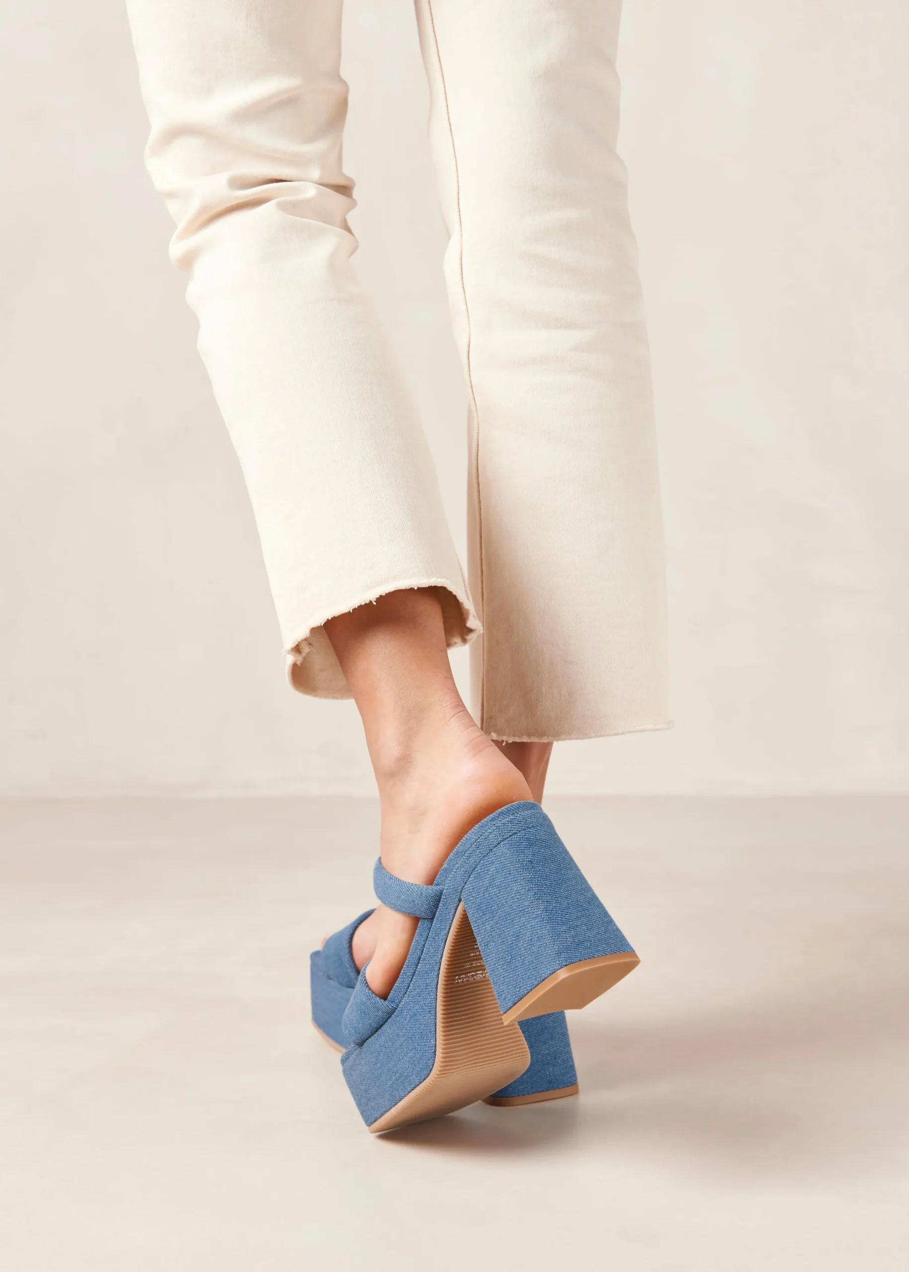 Viviana - Sandalias Azules Vaqueras