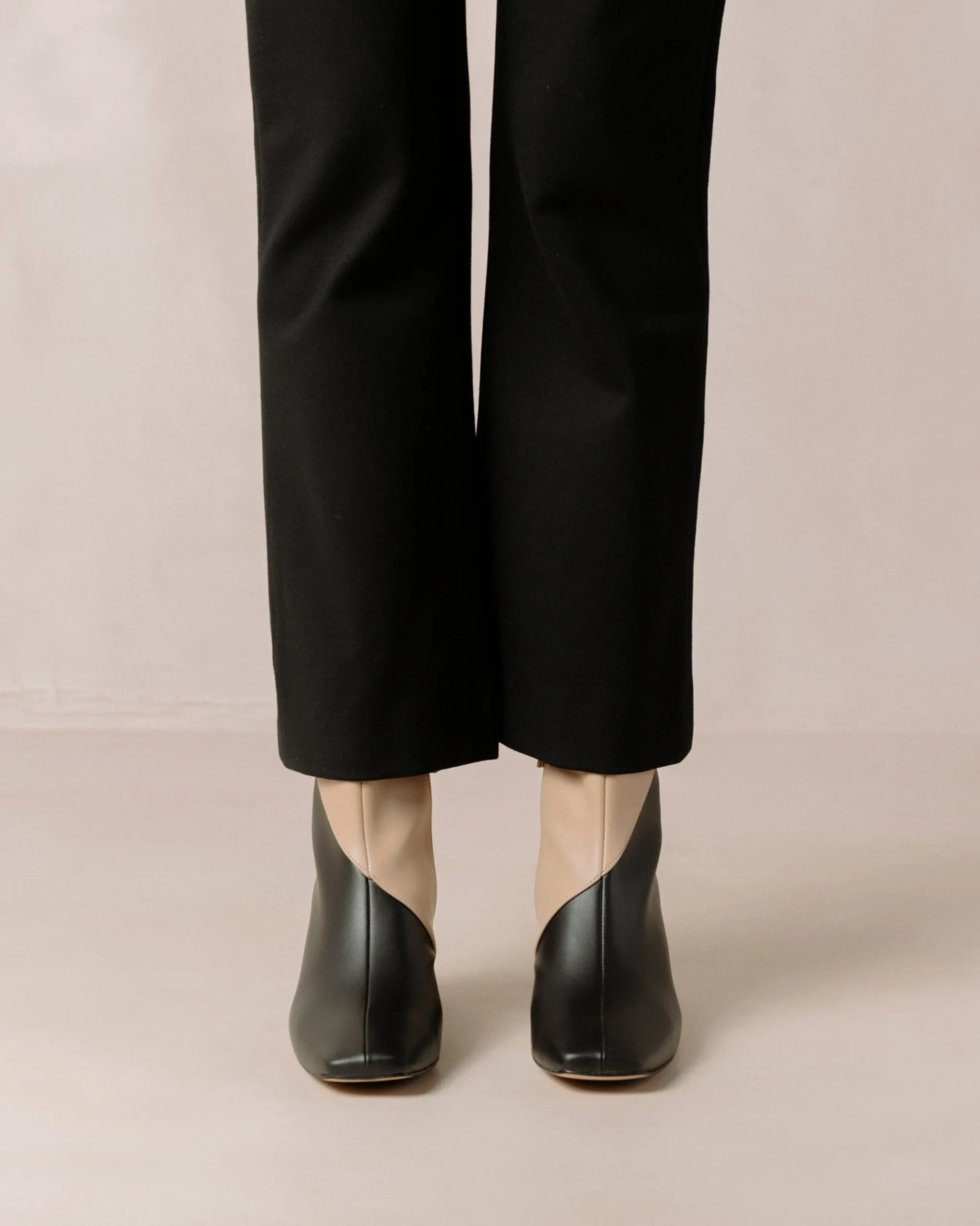 Watercolor - Botas Negras Y Beige De Piel Vegana